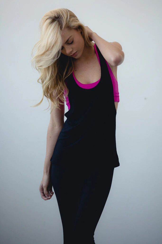 Black Sleeveless Fitted Top